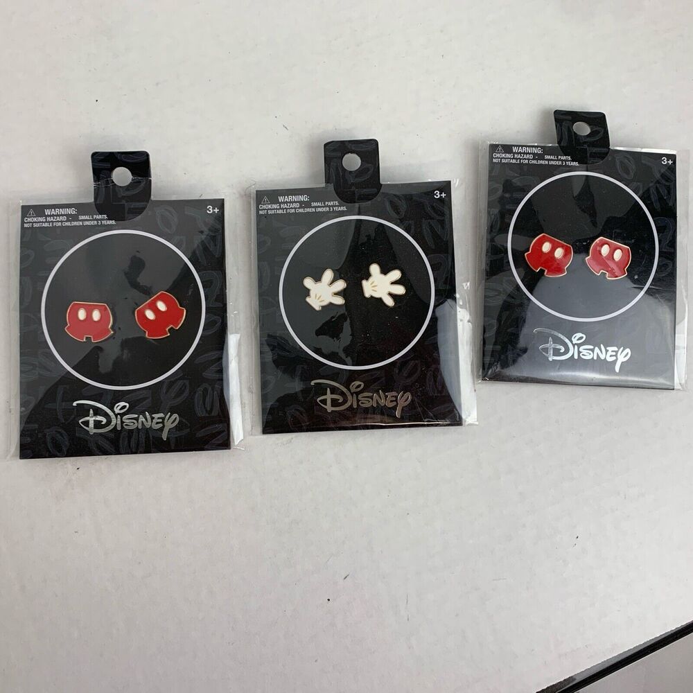Lot Disney MICKEY MOUSE 2024 Mikey Gloves‎ Red Shorts Earrings Set Limited Ed